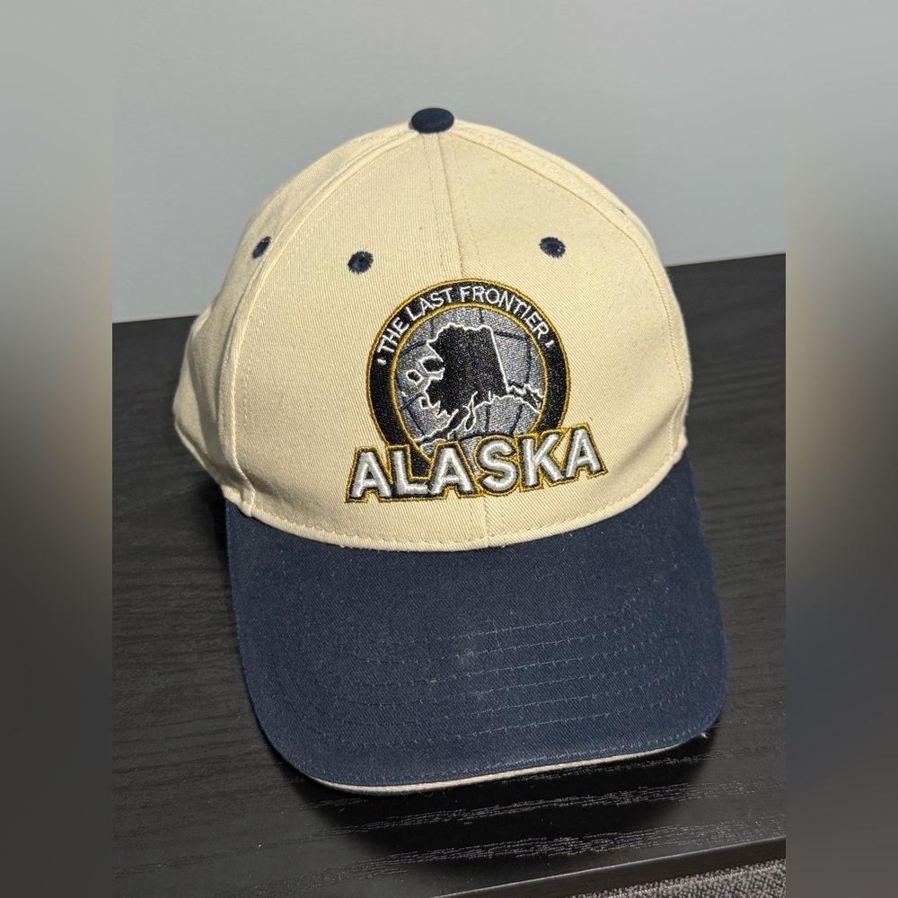 Alaska Beige and Navy Baseball Cap